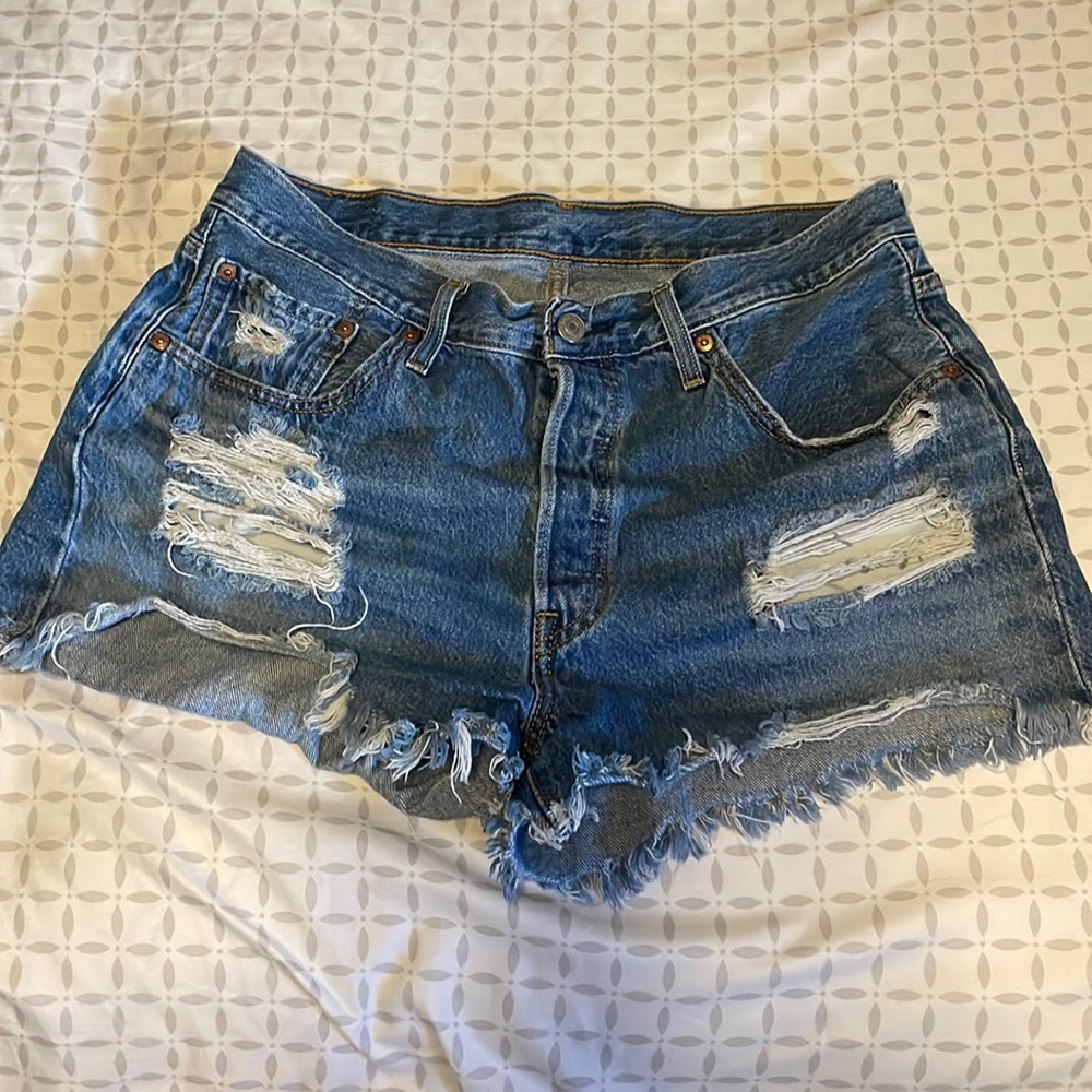 Levi’s shorts